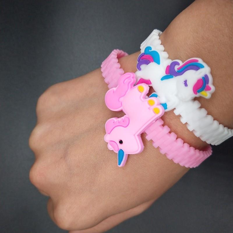สร้อยข้อมือยูนิคอร์น (8)